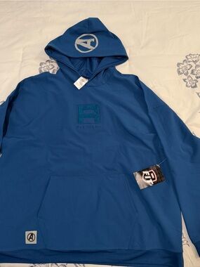 Avengers Marvel Fitness Pullover Hoodie Men’s XL NWT
